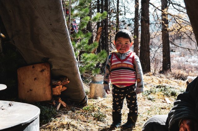 Rencontre tribu nomades Tsaatan - Mongolie